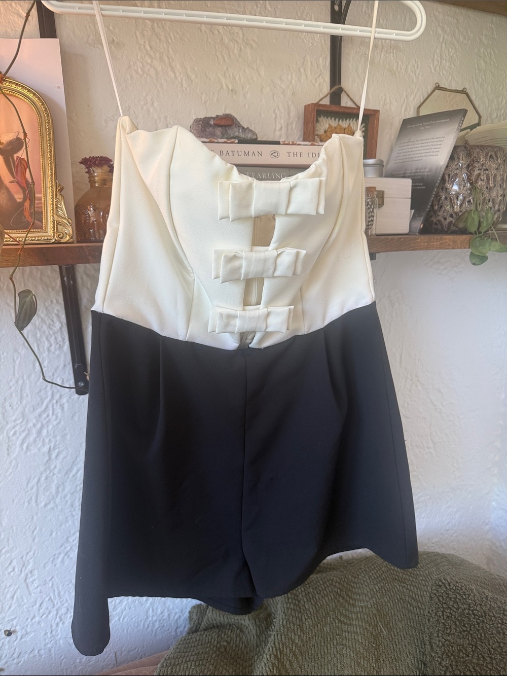 BERSHKA Black and White Strapless Bow-Accent Mini Romper